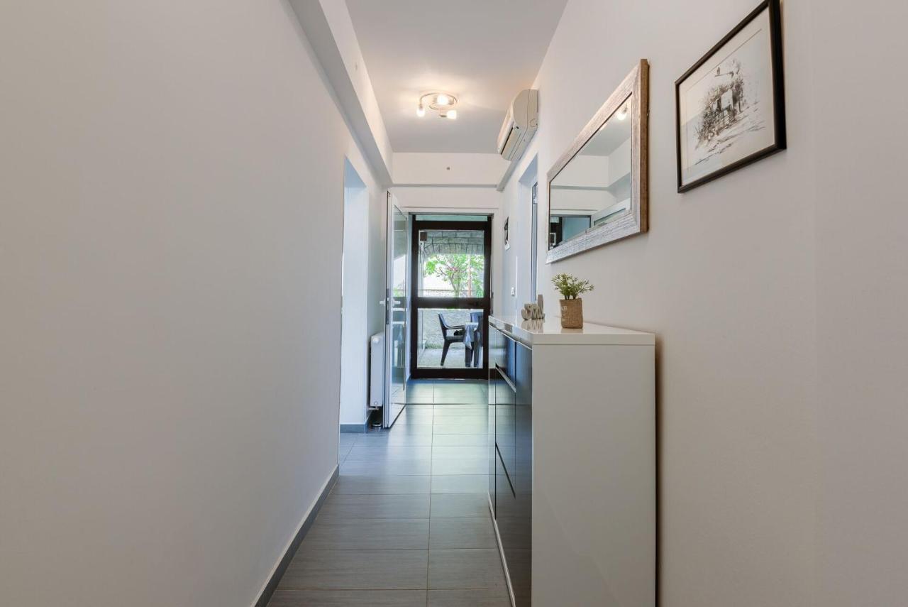 Esther Apartment Pula Extérieur photo